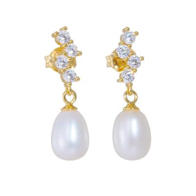 Dangling Pearl Diamond Earrings 